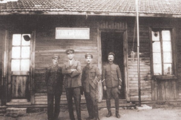 Τελωνείο Πυθείου - Τελωνειακοί Υπάλληλοι το 1924